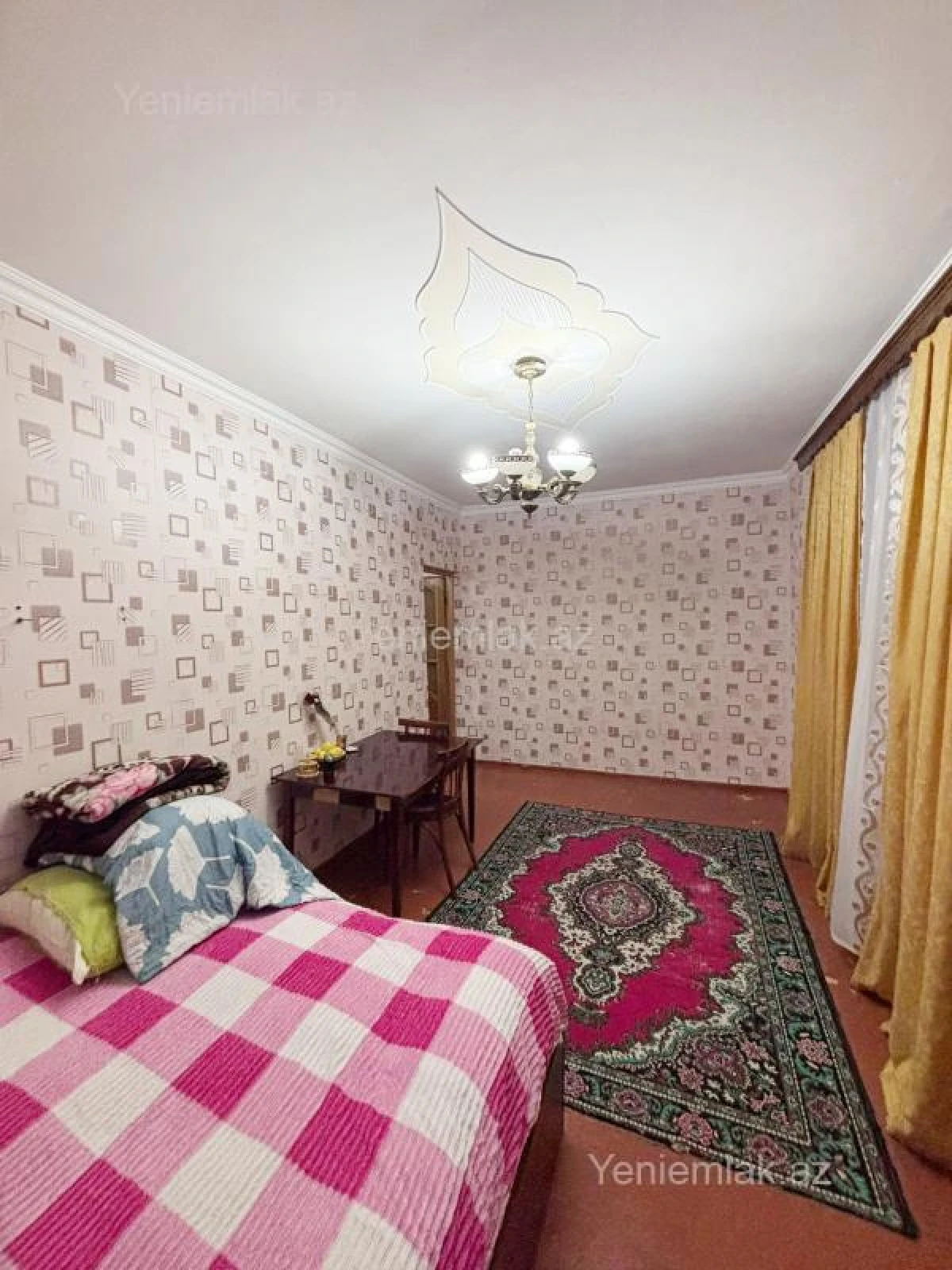 Satılır 2 otaqlı köhnə tikili 40 m²