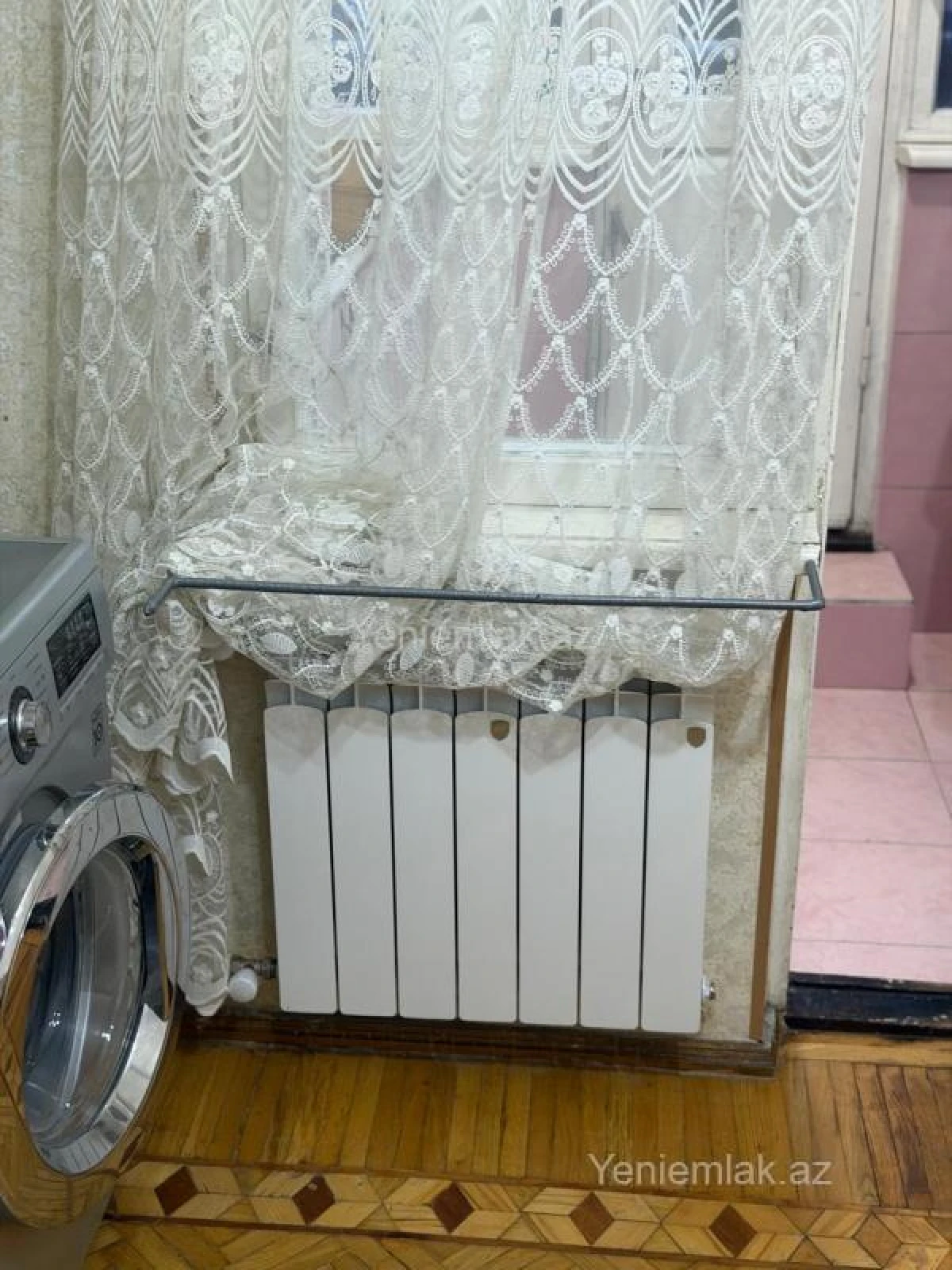 Satılır 4 otaqlı köhnə tikili 90 m²