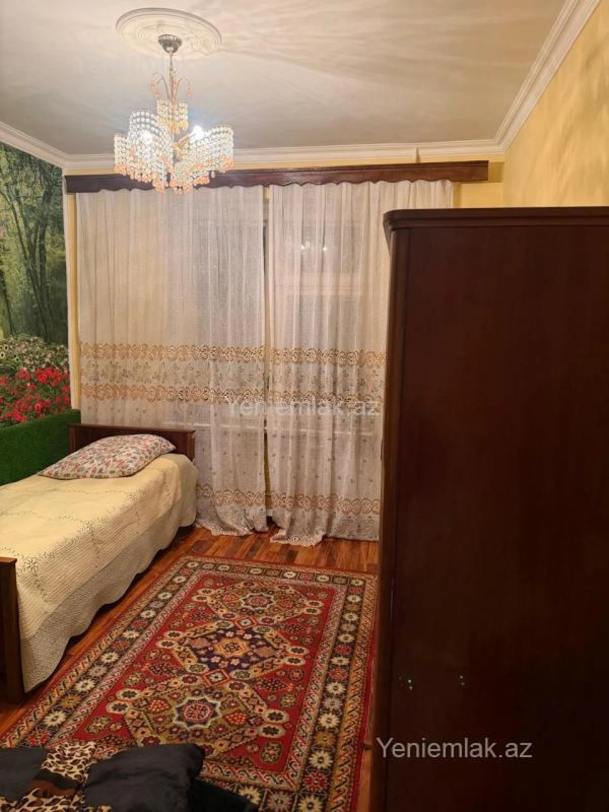 Satılır 4 otaqlı köhnə tikili 90 m²