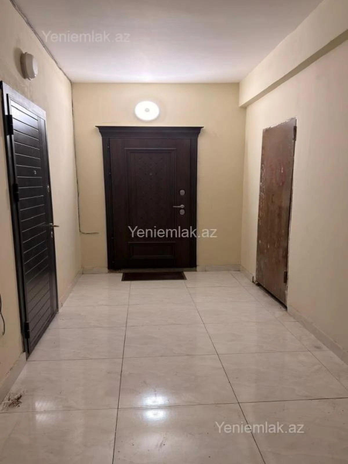 Satılır 2 otaqlı yeni tikili 75 m²