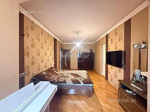 Satılır 3 otaqlı köhnə tikili 80 m²
