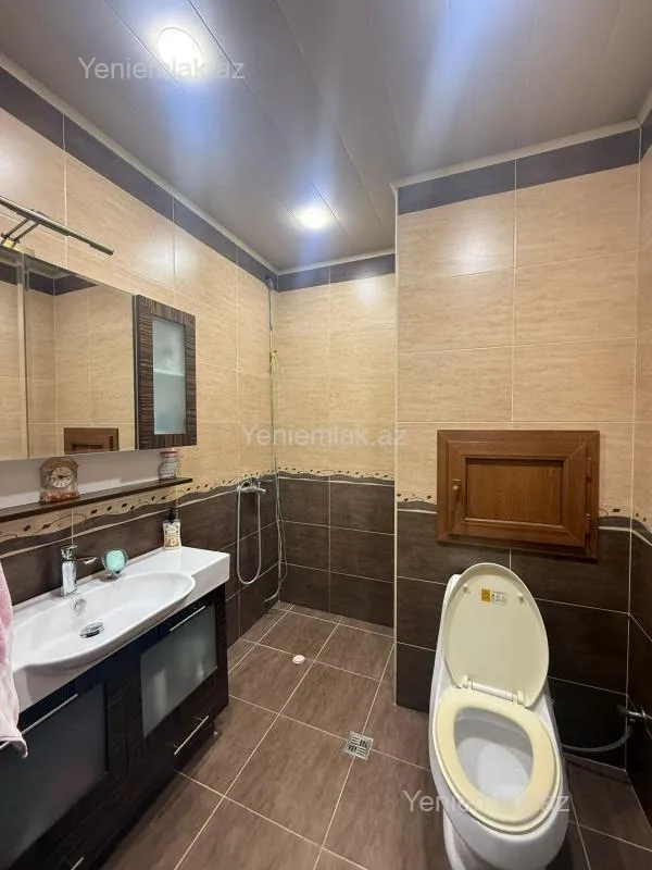 Satılır 3 otaqlı köhnə tikili 80 m²