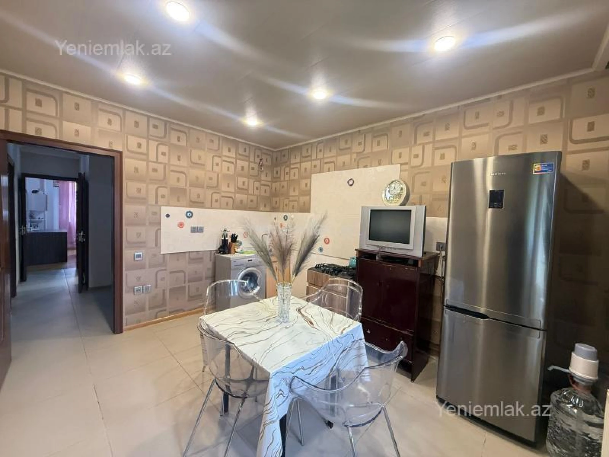 Satılır 3 otaqlı köhnə tikili 80 m²