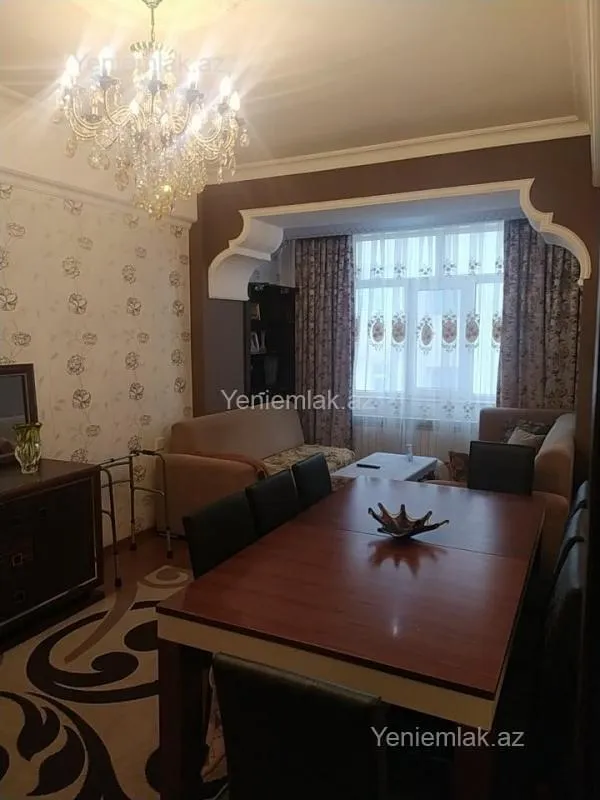 Satılır 2 otaqlı yeni tikili 70 m²