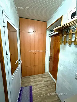 Satılır 2 otaqlı köhnə tikili 45 m²