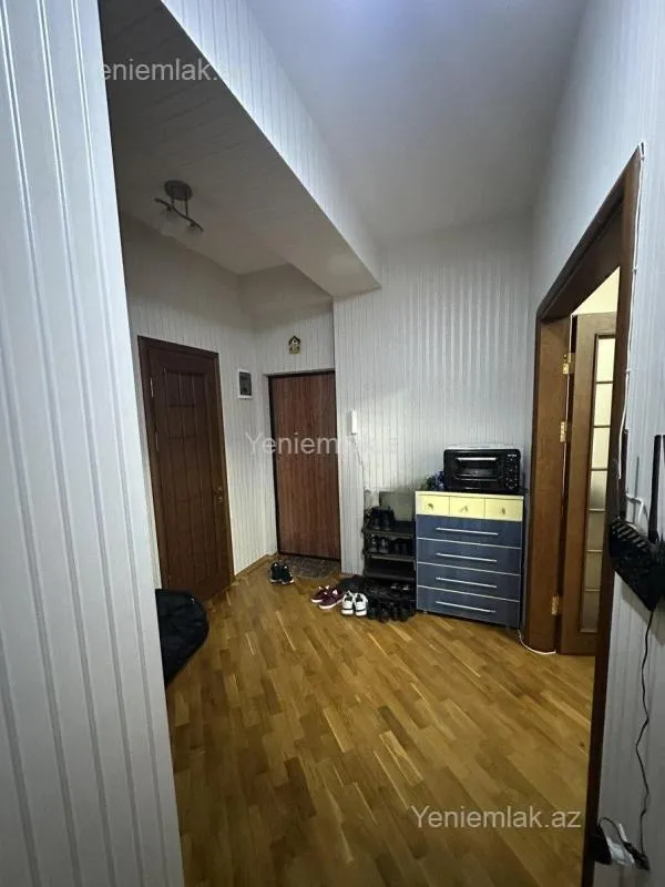 Satılır 2 otaqlı yeni tikili 90 m²