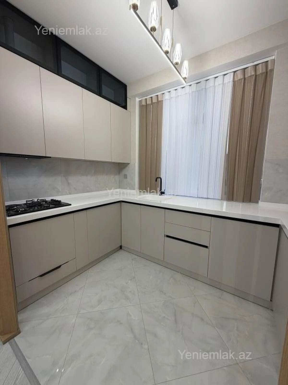 Satılır 3 otaqlı yeni tikili 68 m²