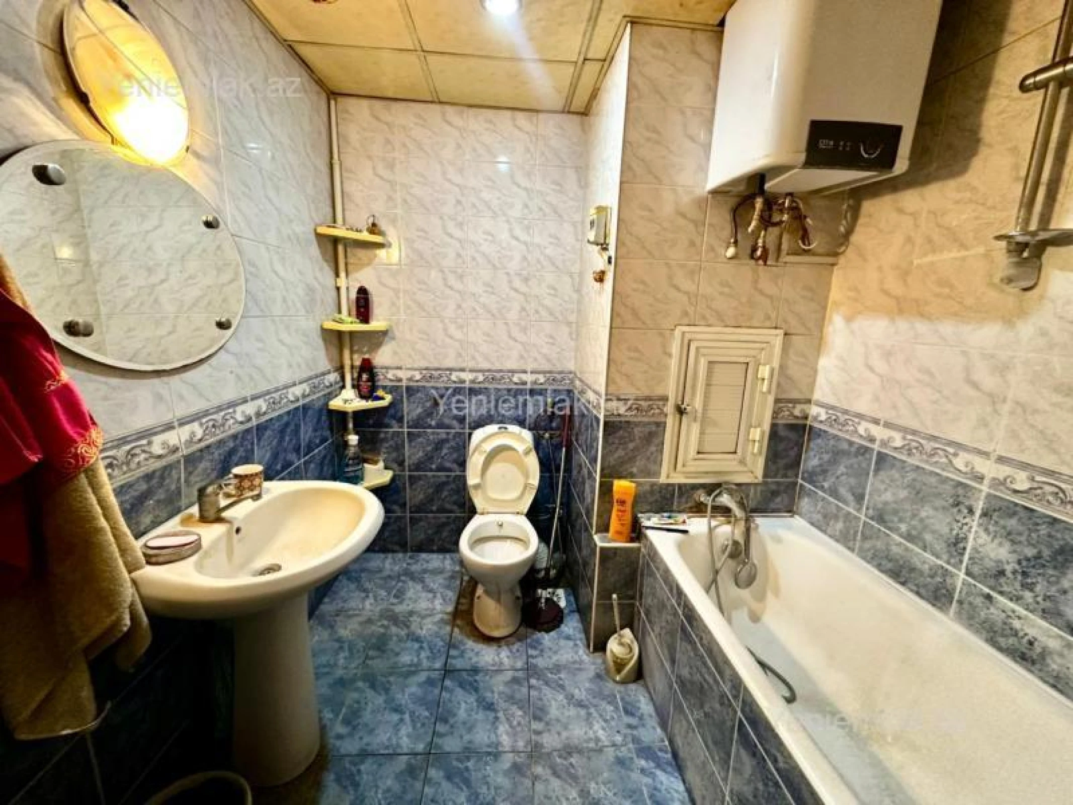 Satılır 3 otaqlı köhnə tikili 110 m²