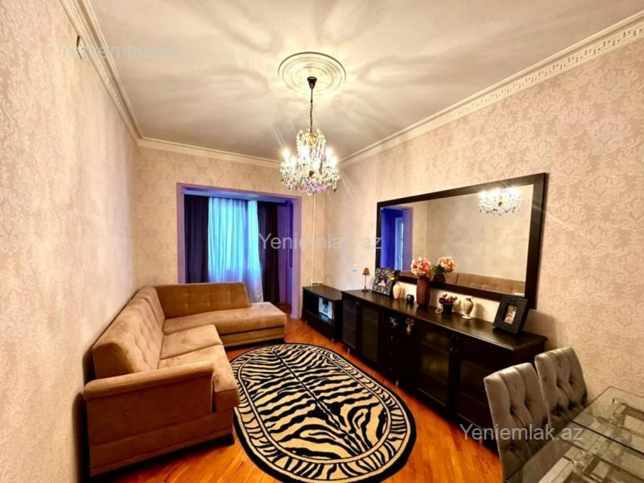 Satılır 3 otaqlı köhnə tikili 110 m²