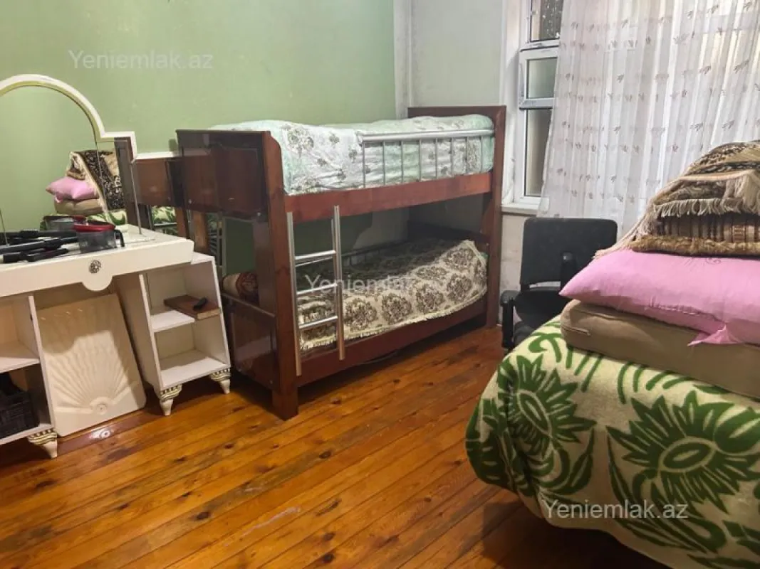 Satılır 4 otaqlı həyət evi 120 m²