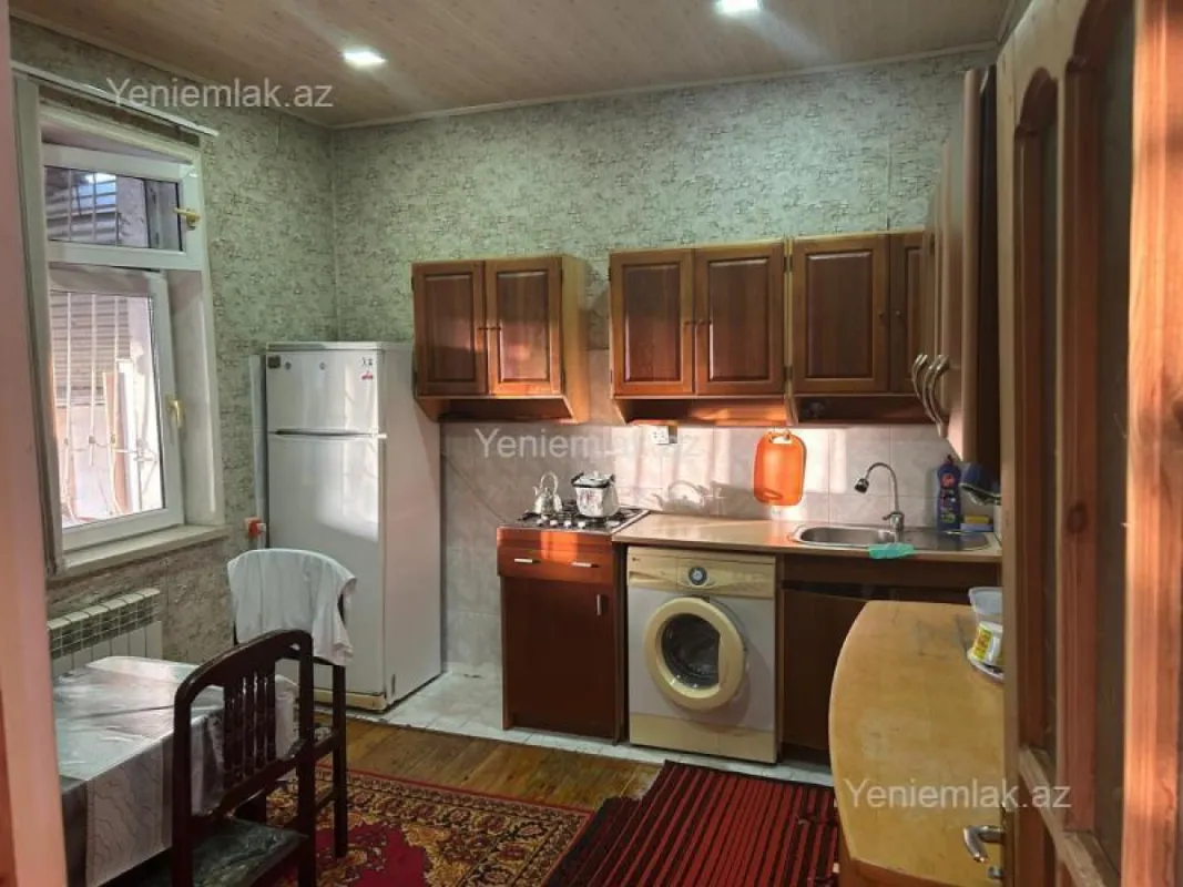Satılır 4 otaqlı həyət evi 120 m²