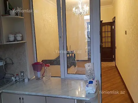 Satılır 3 otaqlı köhnə tikili 55 m²