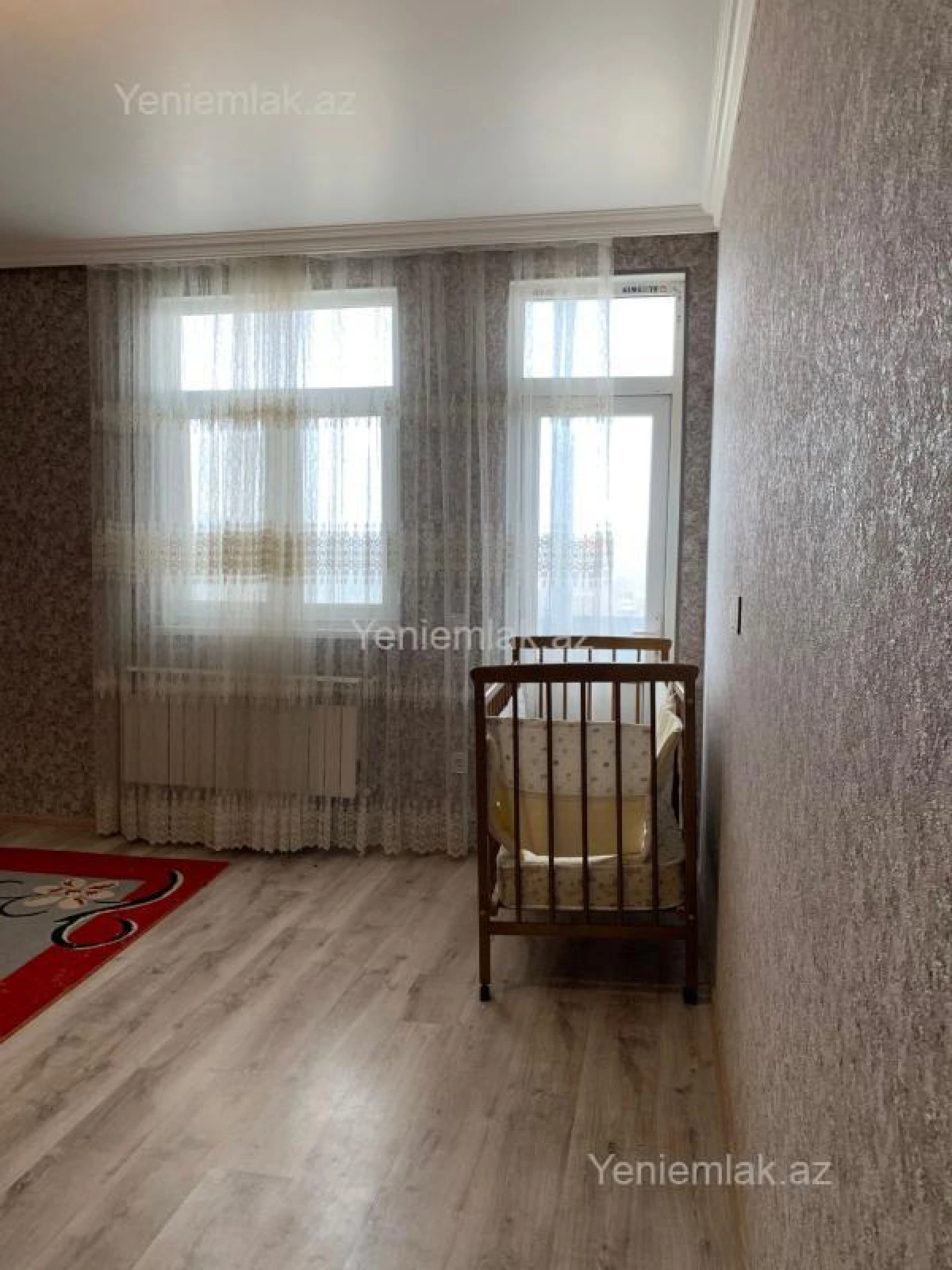Satılır 5 otaqlı həyət evi 160 m²