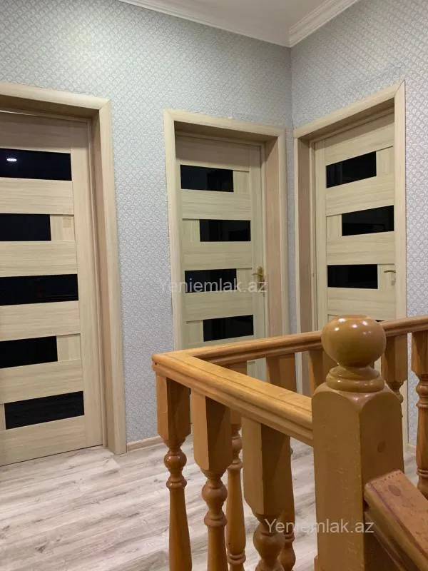 Satılır 5 otaqlı həyət evi 160 m²