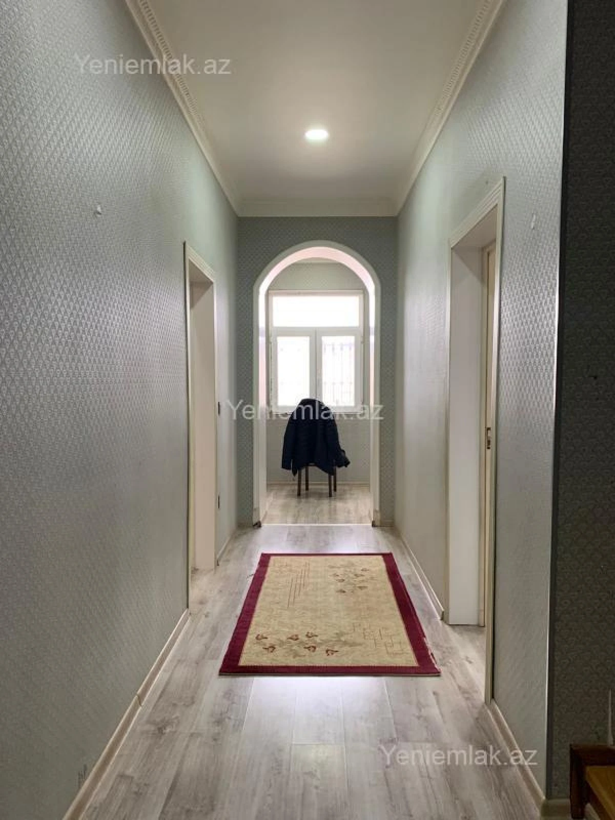 Satılır 5 otaqlı həyət evi 160 m²