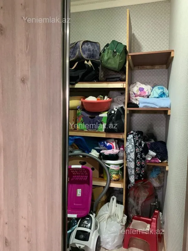 Satılır 5 otaqlı həyət evi 160 m²