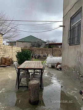 Satılır 5 otaqlı həyət evi 160 m²