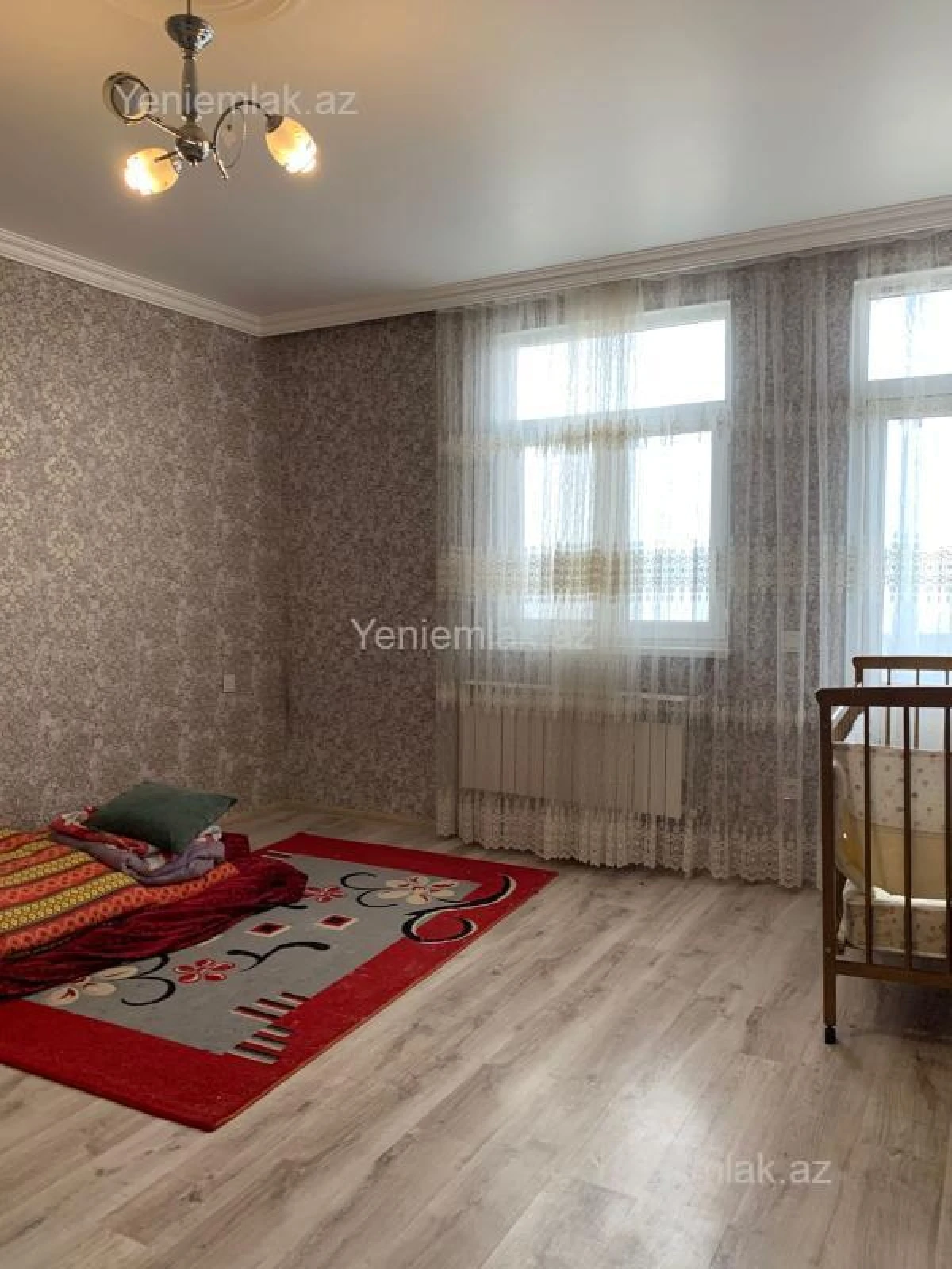Satılır 5 otaqlı həyət evi 160 m²