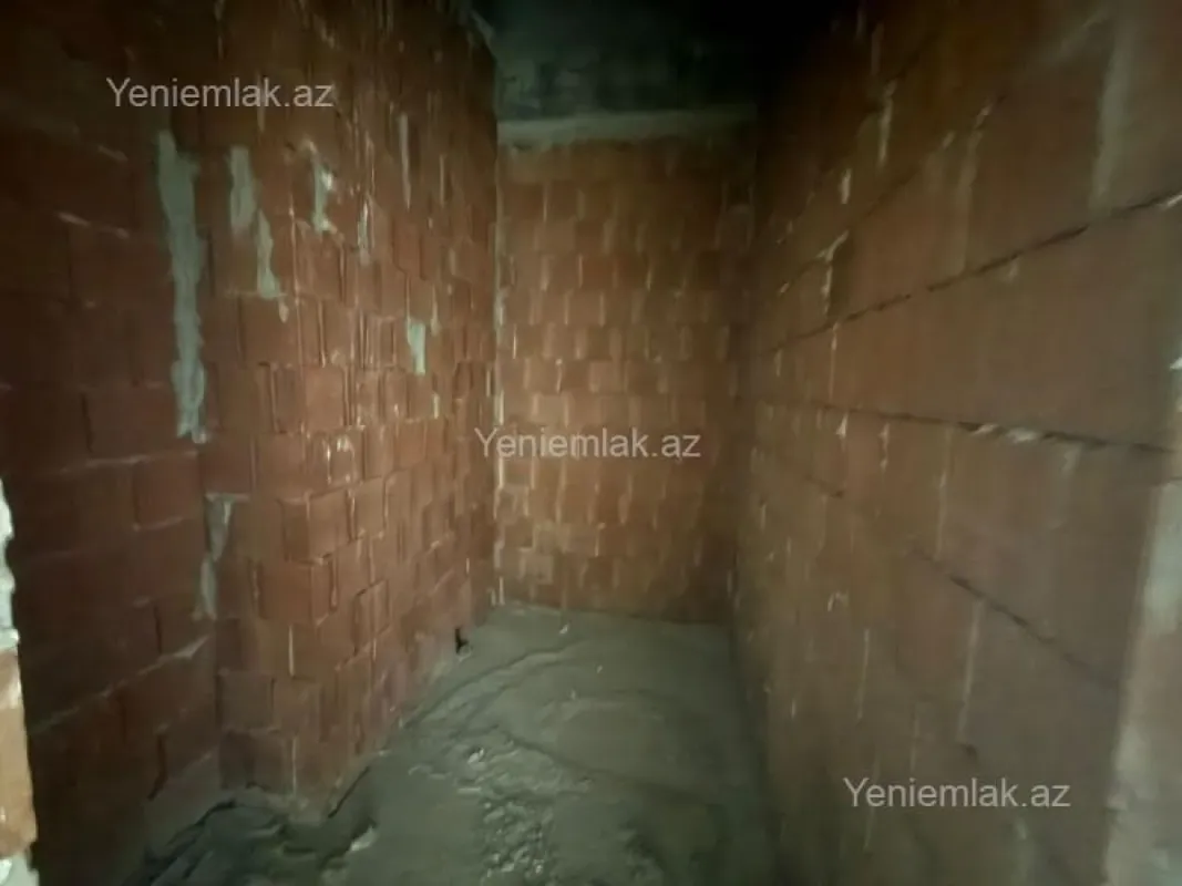 Satılır 2 otaqlı yeni tikili 80 m²