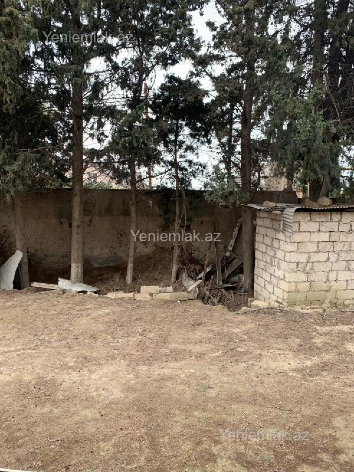 Satılır 5 otaqlı həyət evi 180 m²