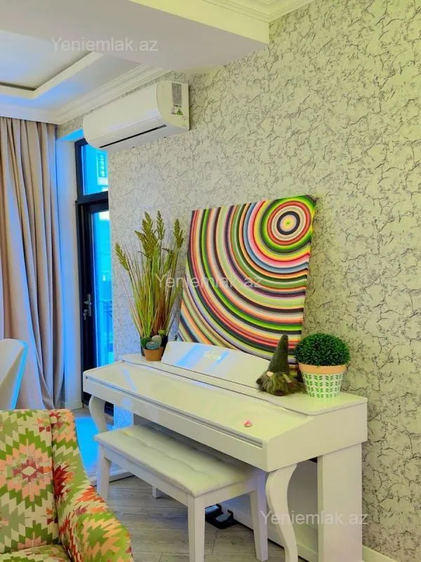 Satılır 2 otaqlı yeni tikili 58 m²