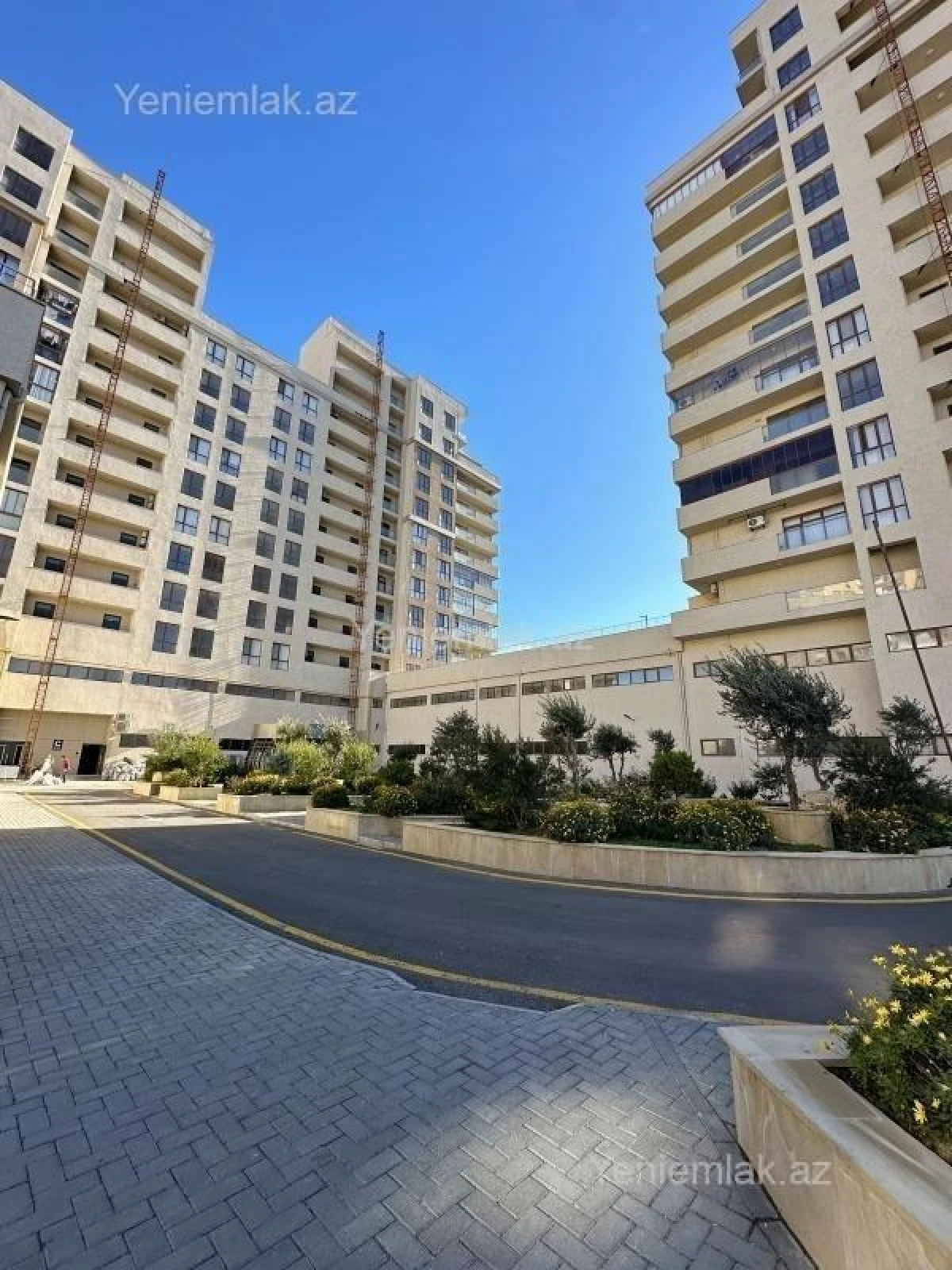 Satılır 3 otaqlı yeni tikili 147 m²