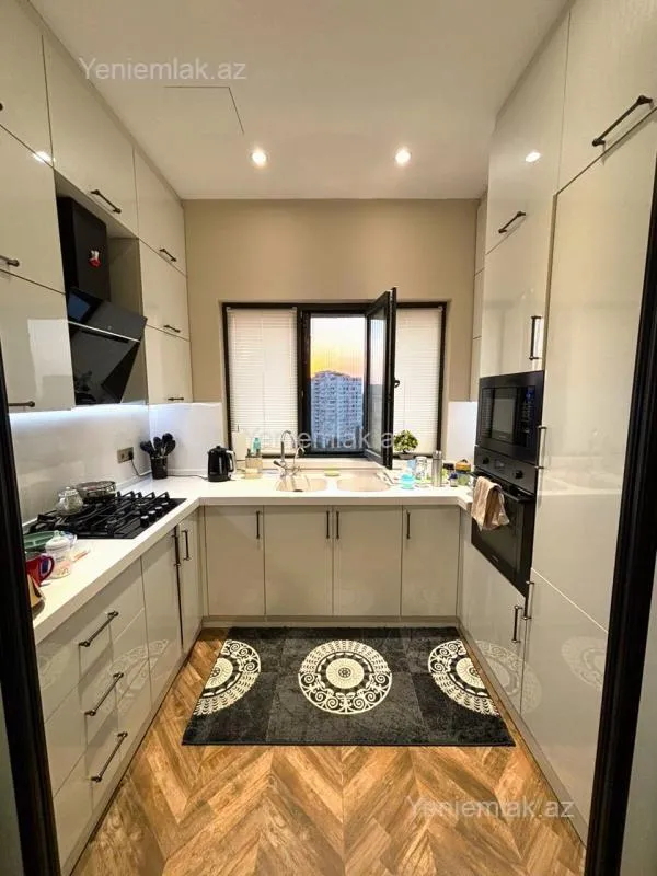 Satılır 3 otaqlı yeni tikili 66 m²