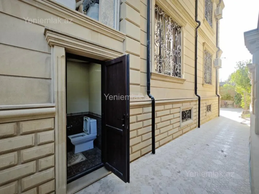 Satılır 7 otaqlı həyət evi 470 m²