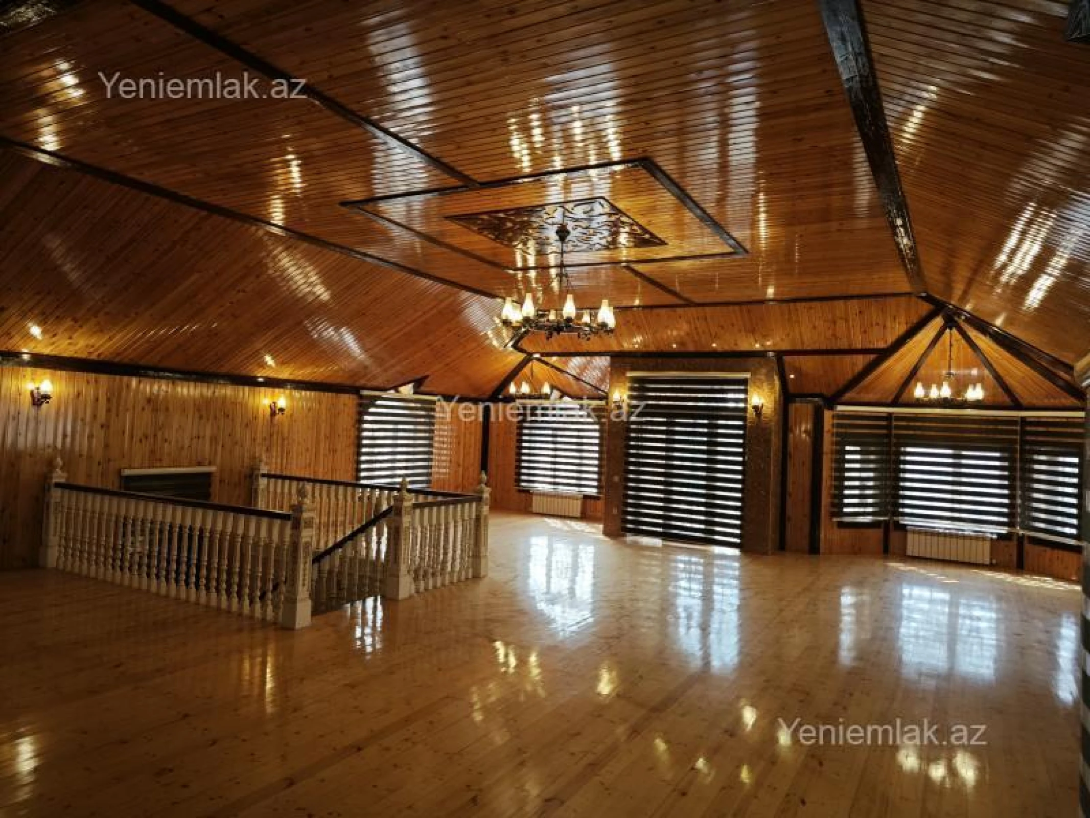 Satılır 7 otaqlı həyət evi 470 m²