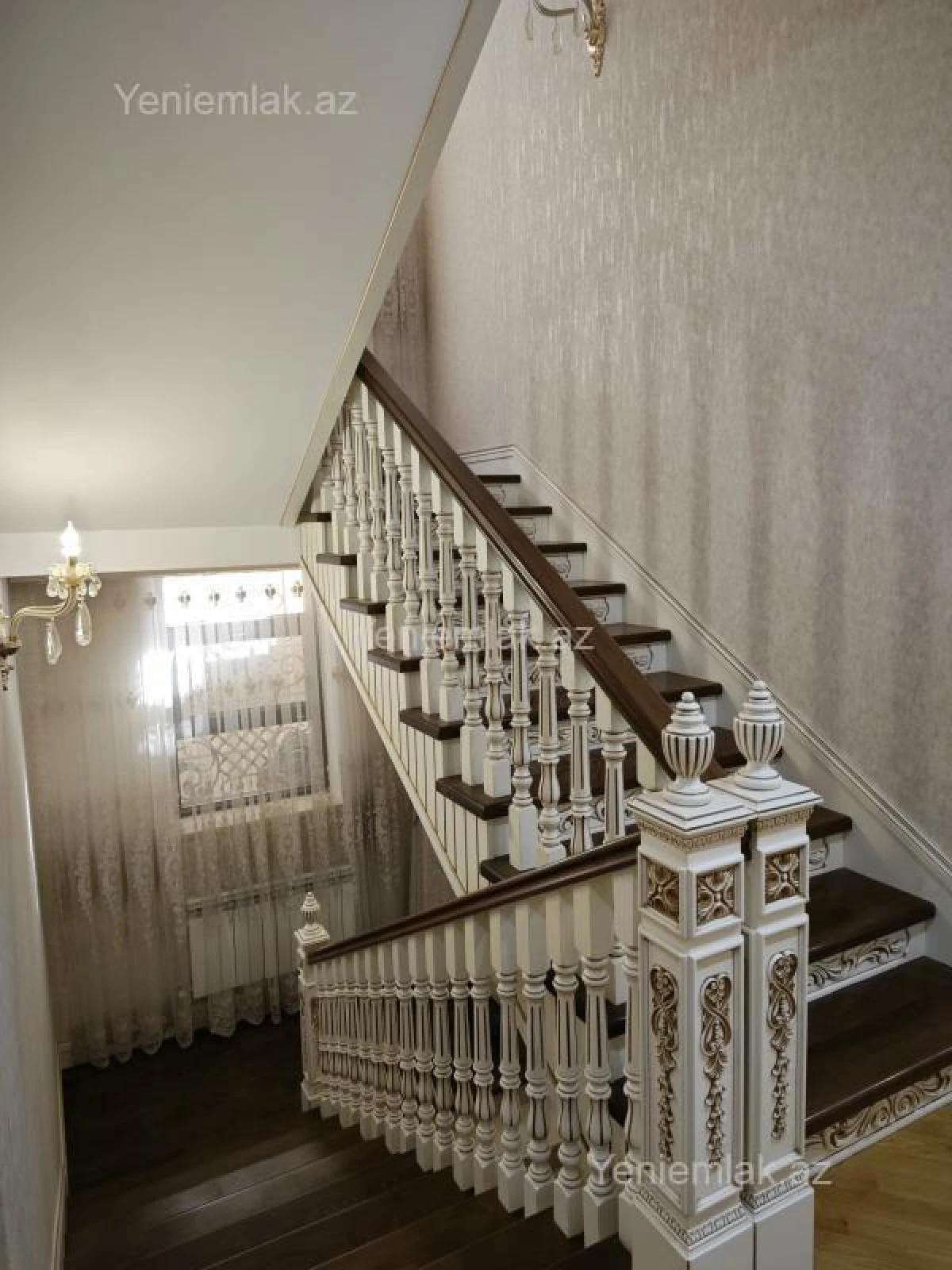 Satılır 7 otaqlı həyət evi 470 m²