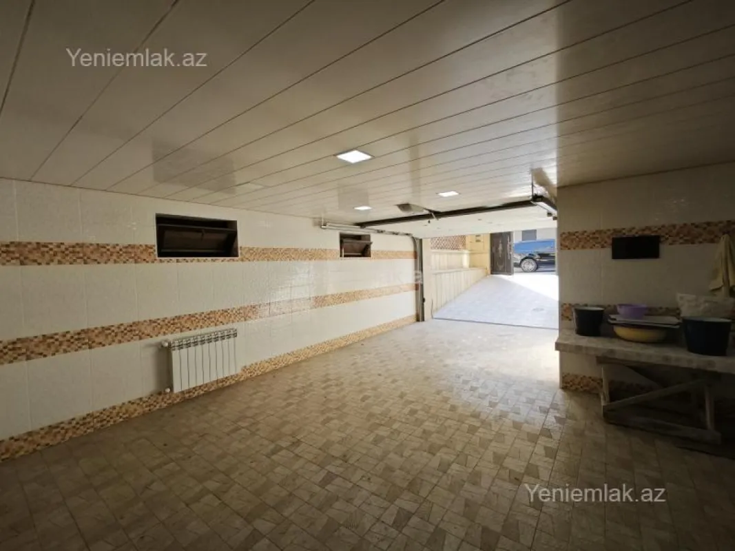 Satılır 7 otaqlı həyət evi 470 m²