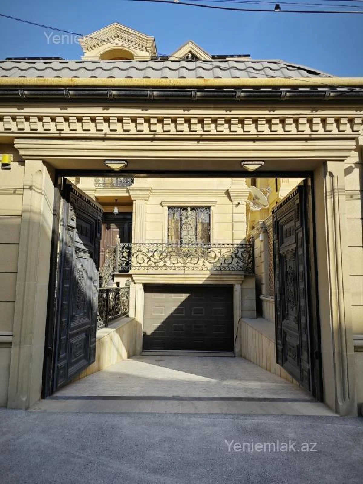 Satılır 7 otaqlı həyət evi 470 m²