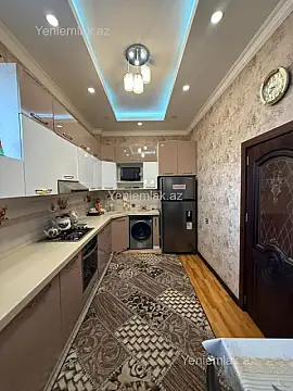 Satılır 5 otaqlı həyət evi 200 m²