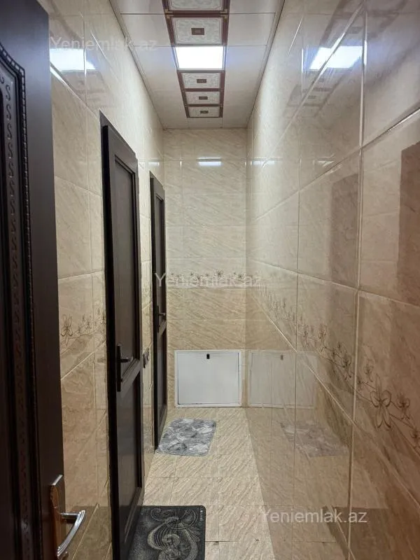 Satılır 5 otaqlı həyət evi 200 m²