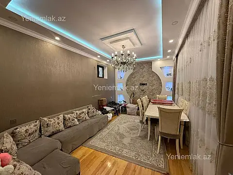 Satılır 5 otaqlı həyət evi 200 m²