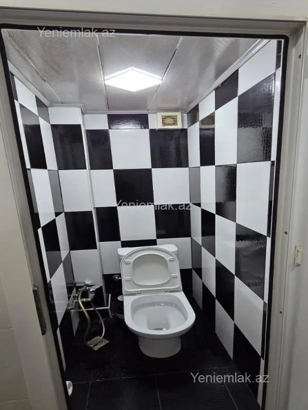 Satılır 2 otaqlı köhnə tikili 55 m²