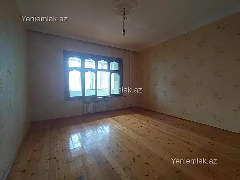 Satılır 2 otaqlı köhnə tikili 55 m²