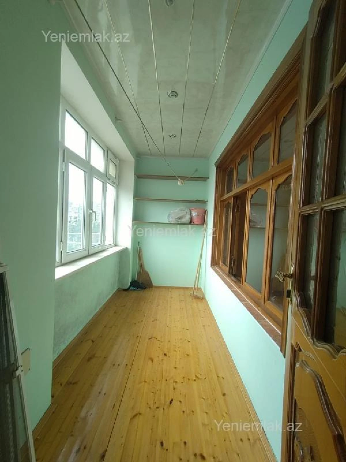 Satılır 2 otaqlı köhnə tikili 55 m²