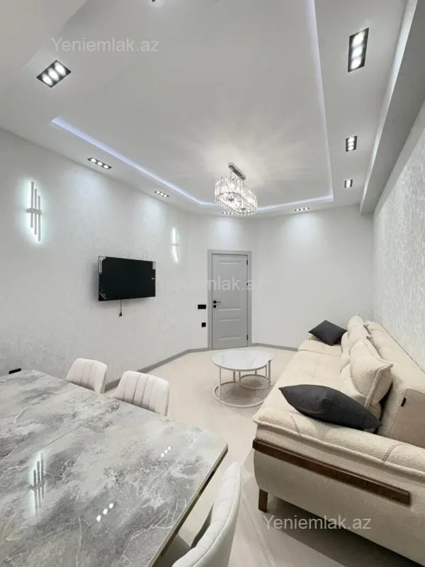 Satılır 2 otaqlı yeni tikili 105 m²