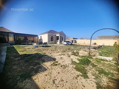 Satılır 4 otaqlı həyət evi 110 m²