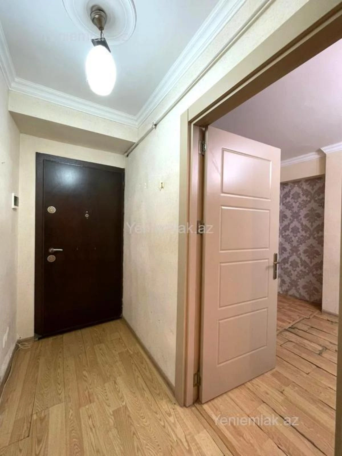 Satılır 2 otaqlı köhnə tikili 46 m²