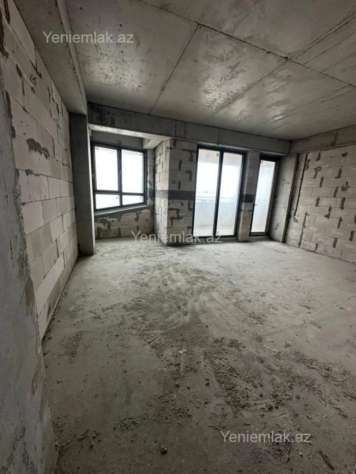 Satılır 3 otaqlı yeni tikili 165 m²