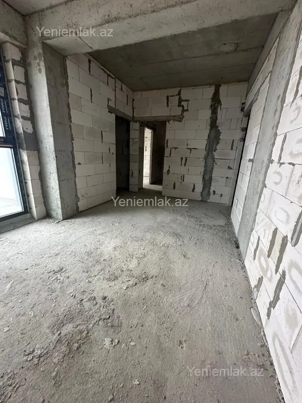 Satılır 3 otaqlı yeni tikili 165 m²