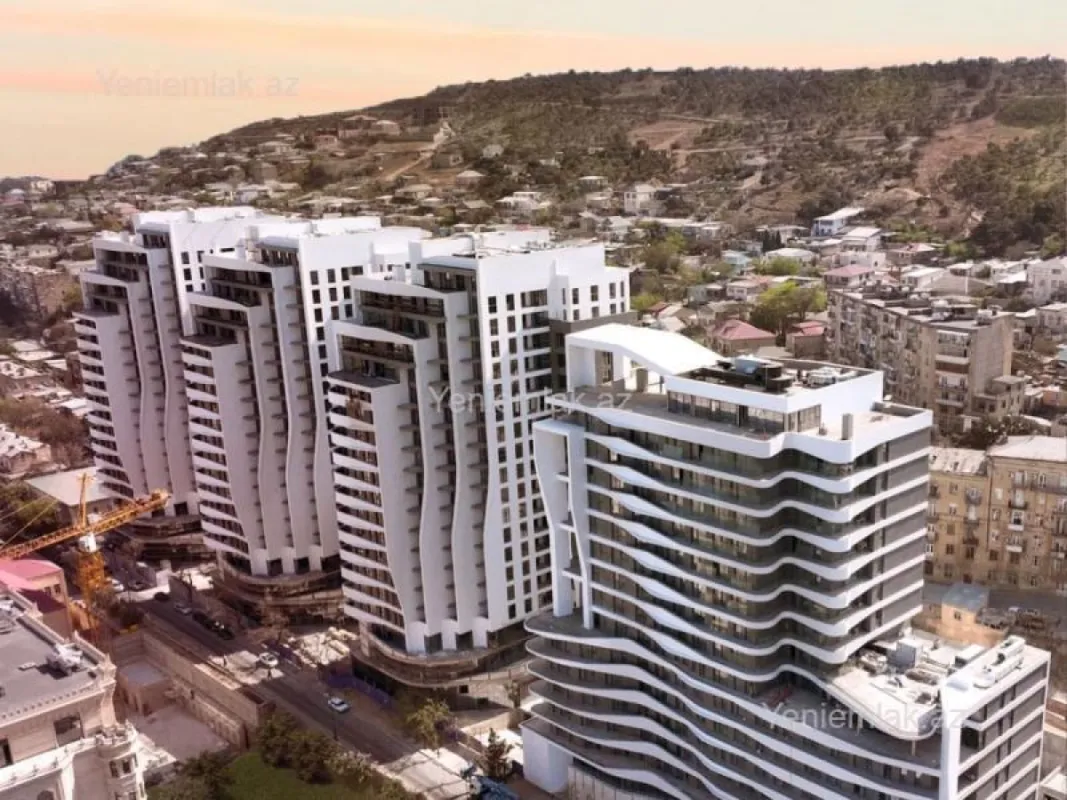 Satılır 3 otaqlı yeni tikili 165 m²