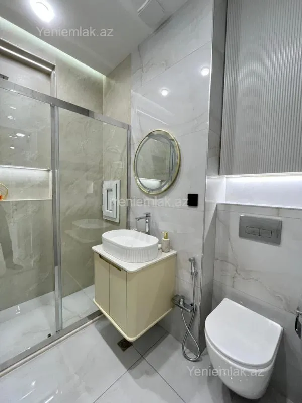 Satılır 3 otaqlı yeni tikili 85 m²