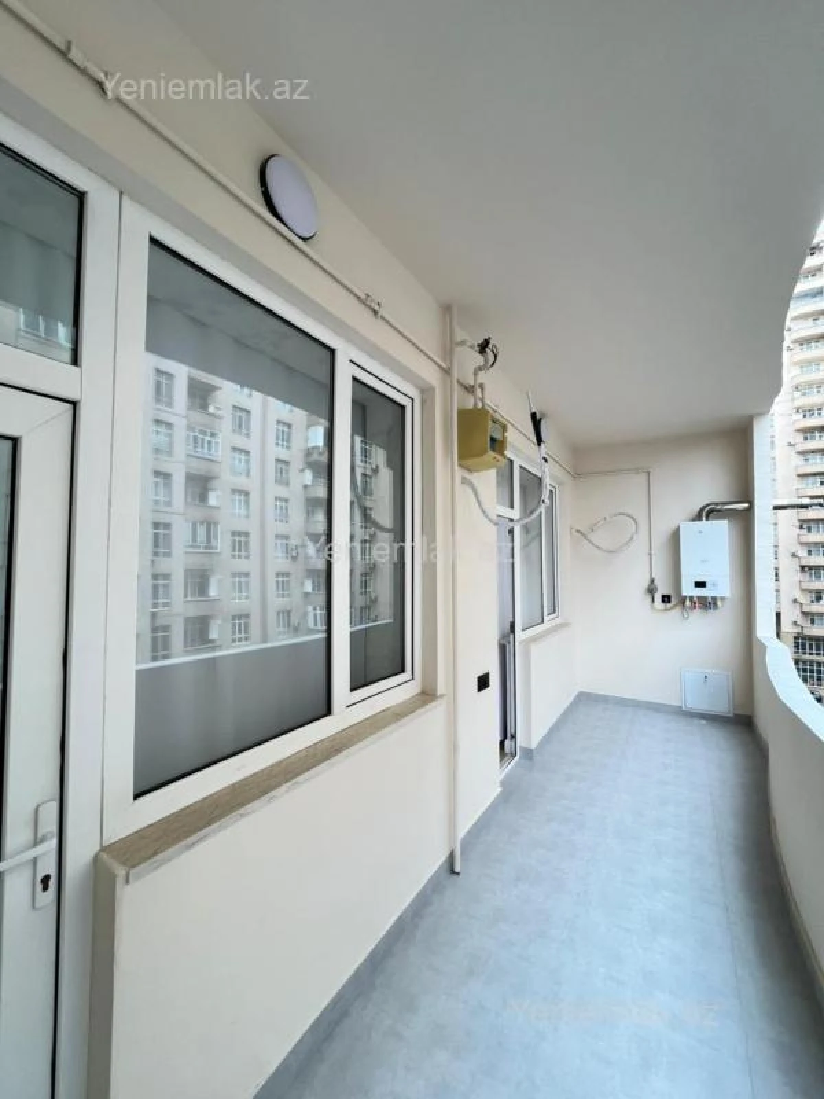 Satılır 3 otaqlı yeni tikili 85 m²