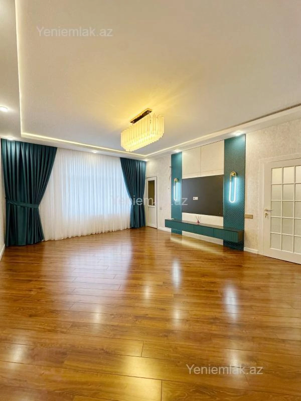 Satılır 2 otaqlı yeni tikili 84 m²