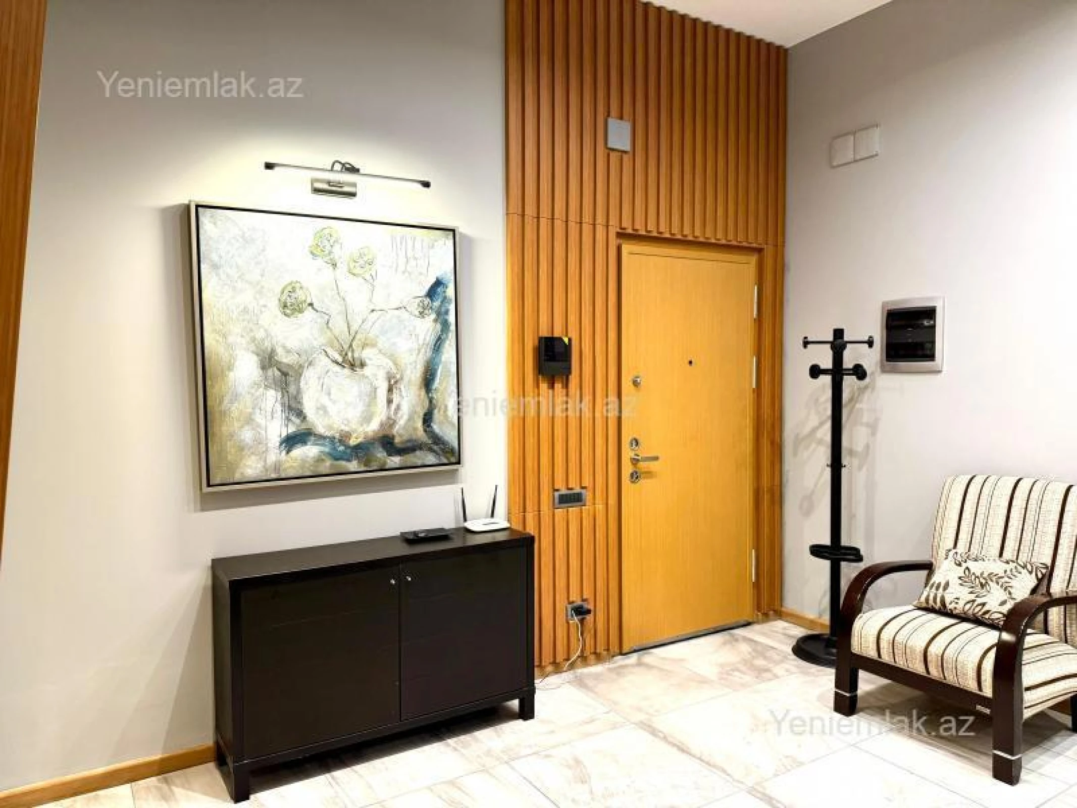 Satılır 3 otaqlı yeni tikili 140 m²