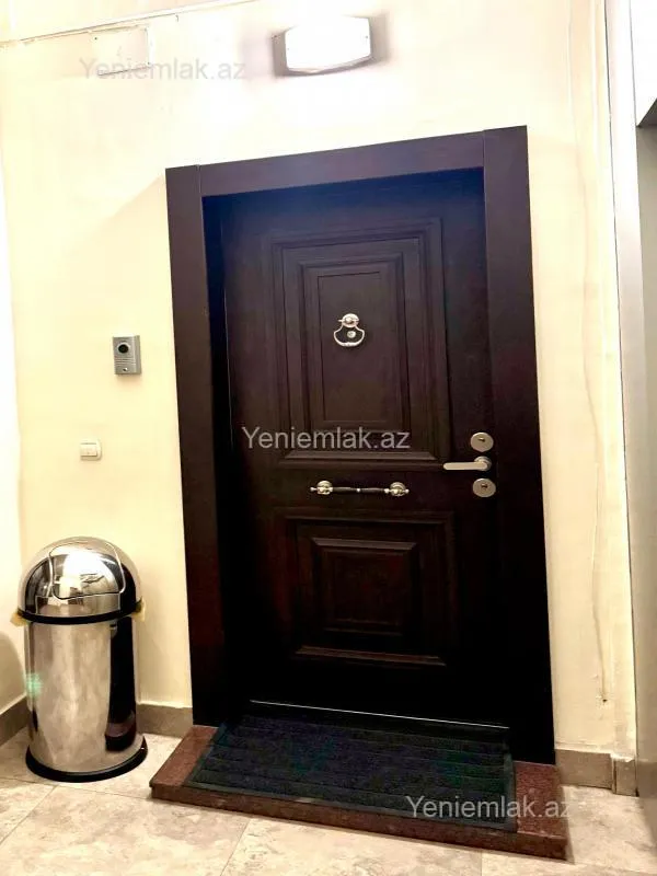 Satılır 3 otaqlı yeni tikili 140 m²