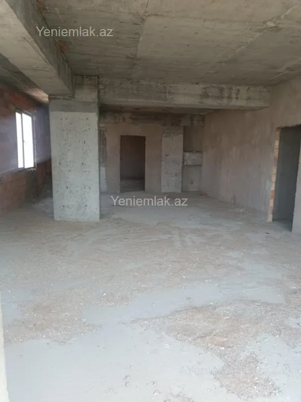 Satılır 3 otaqlı yeni tikili 202 m²